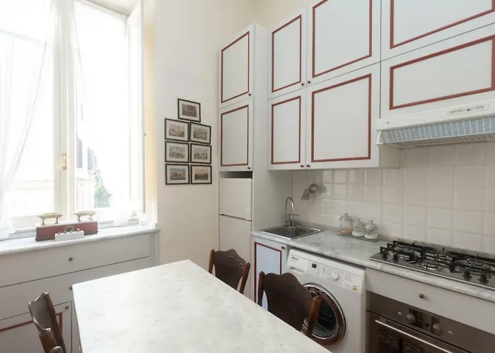 Appartamento Nizza Bourgeois Family Roma