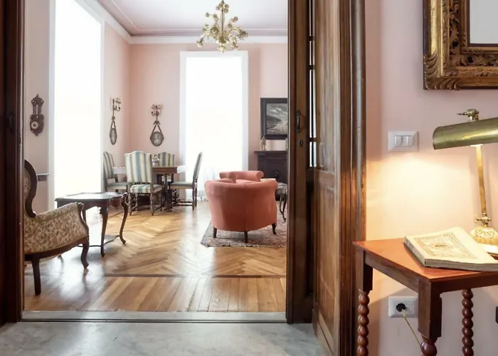 Nizza Bourgeois Family Roma